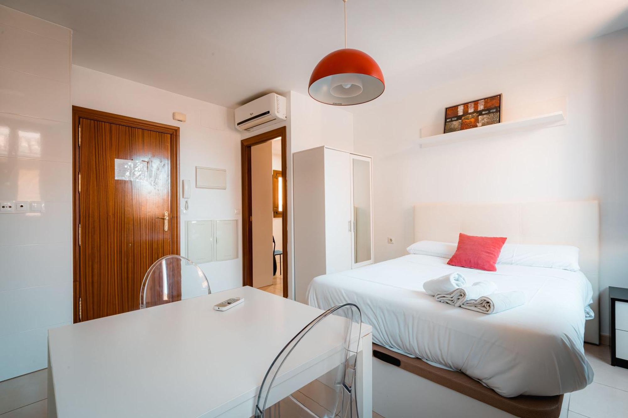 Qh Elvira Apartment Granada Bagian luar foto