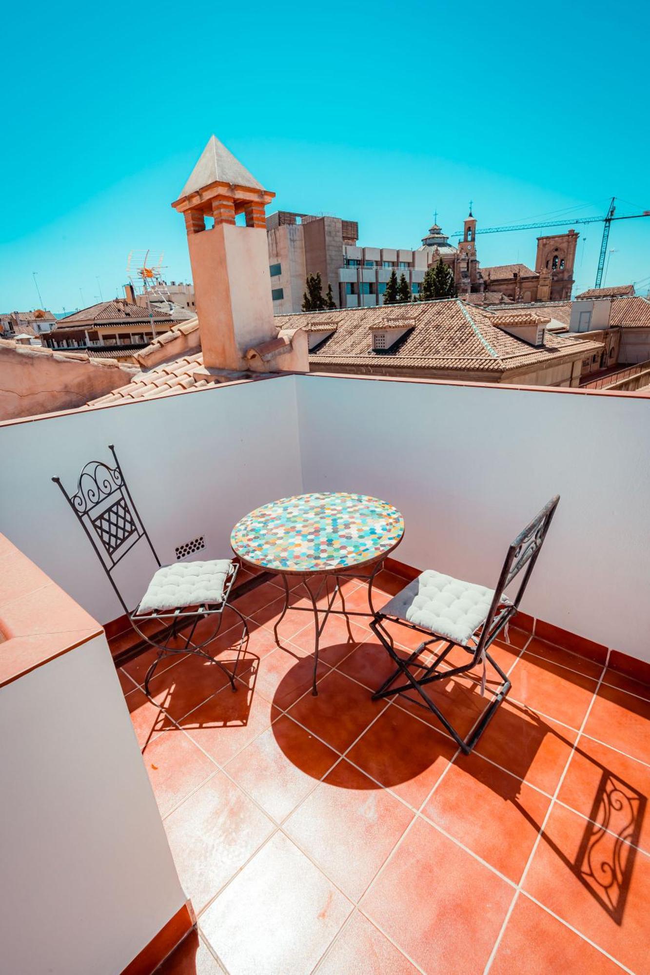 Qh Elvira Apartment Granada Bagian luar foto