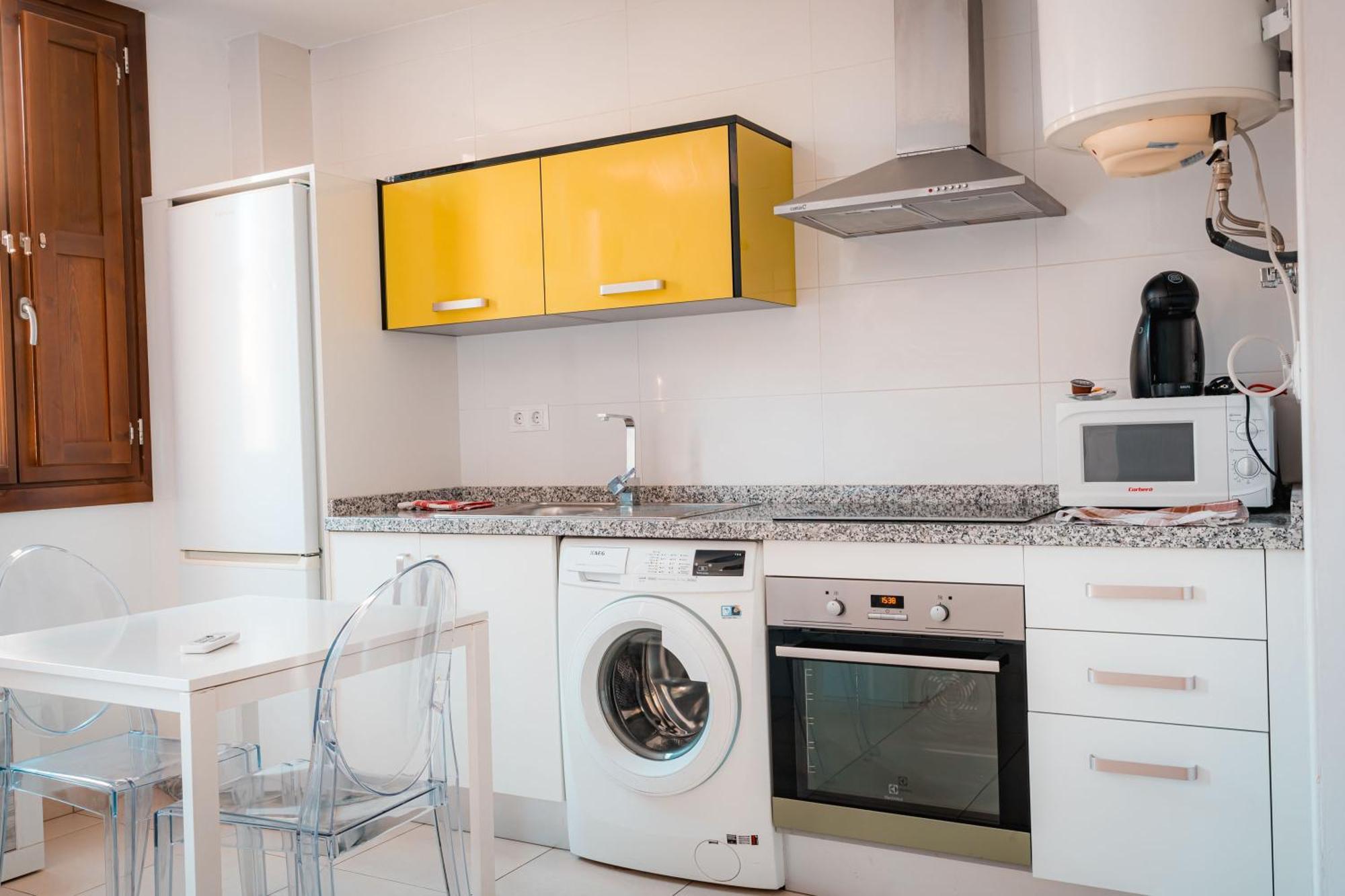 Qh Elvira Apartment Granada Bagian luar foto