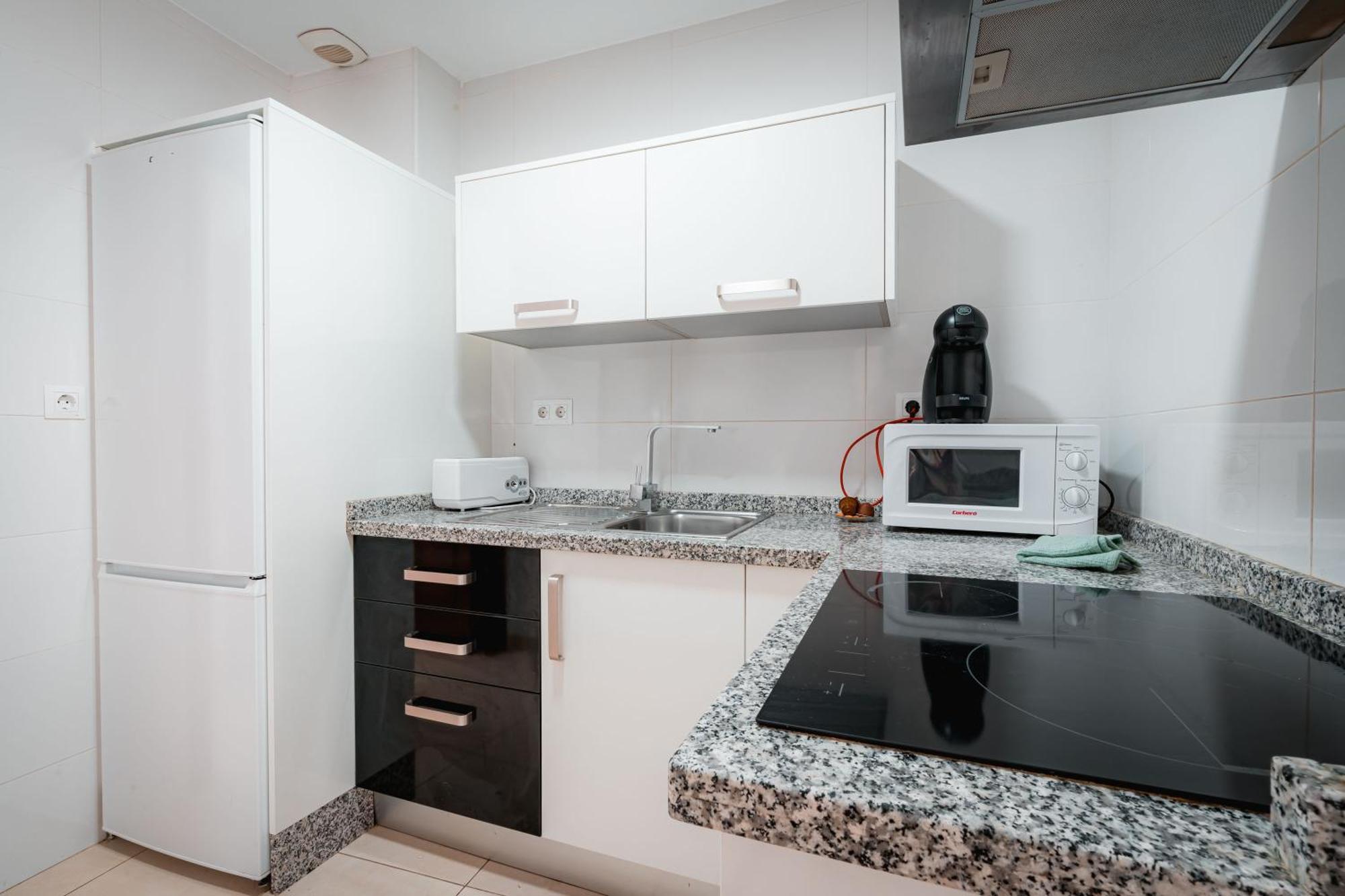 Qh Elvira Apartment Granada Bagian luar foto