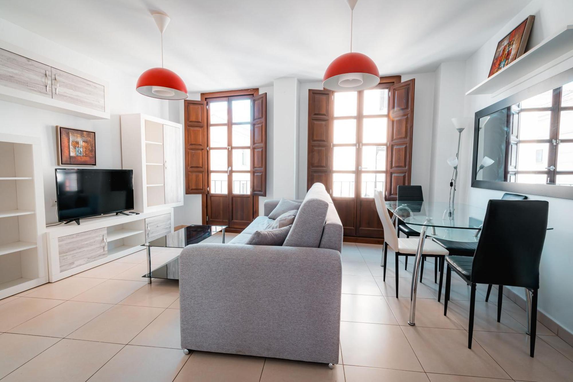 Qh Elvira Apartment Granada Bagian luar foto