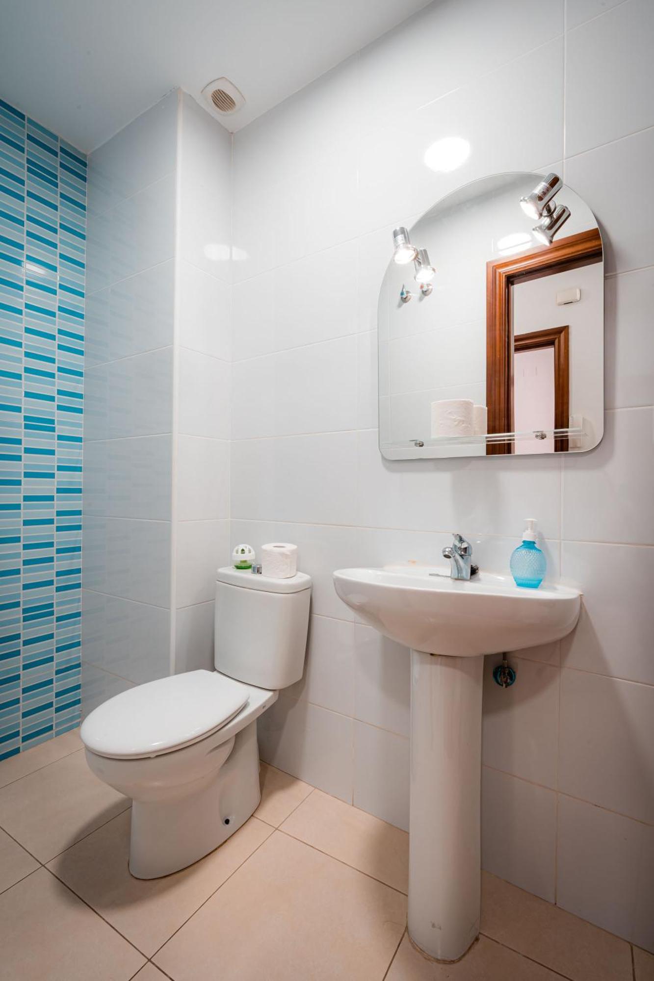 Qh Elvira Apartment Granada Bagian luar foto